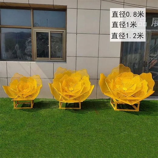 發(fā)光花朵雕塑真實(shí)案例