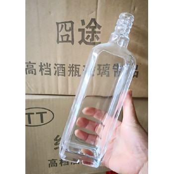 玻璃白酒瓶廠家長期供應玻璃白酒瓶