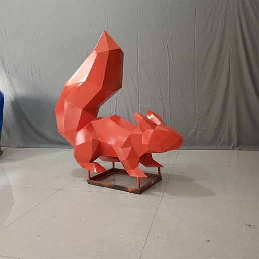 天津發(fā)光不銹鋼松鼠雕塑