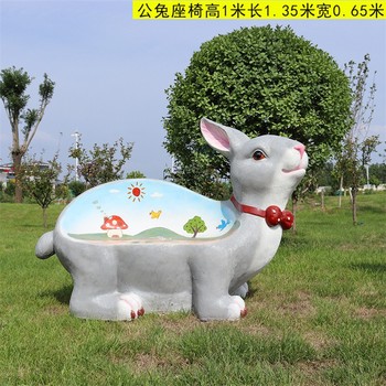 玻璃鋼仿真動物座凳雕塑卡通長頸鹿座凳雕塑