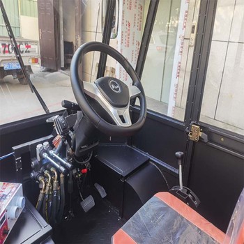 北京多功能掃雪車,售后一條龍，交機培訓