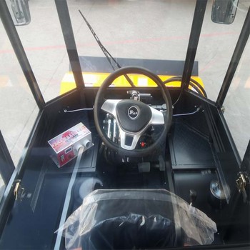 自采暖型掃雪車,帶暖風，人性化操作面板