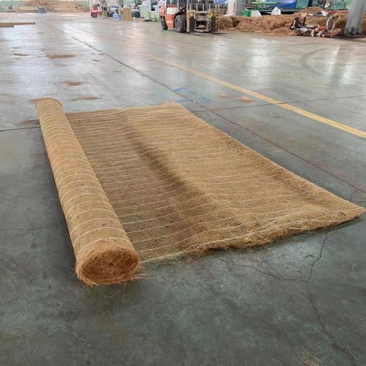 植被毯椰絲纖維毯保溫保濕毯護(hù)坡草毯