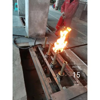 甘孜儲油設(shè)備清洗團隊電話