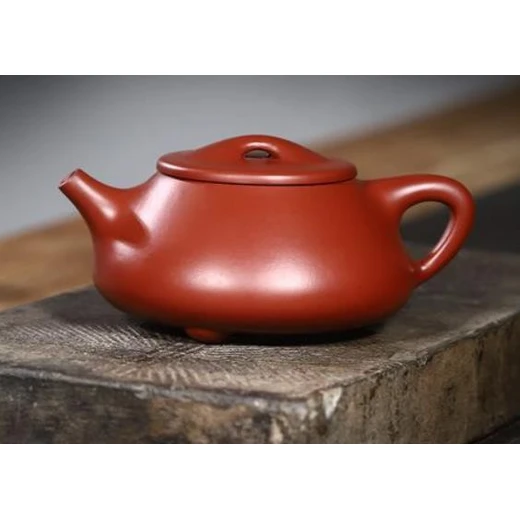 吳云枧紫砂壺拍賣(mài)價(jià)格紫砂壺全國(guó)收購(gòu)電話