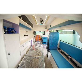 病人轉(zhuǎn)運車奔馳梅德賽斯威霆急救車廠家銷售