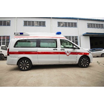 急救車奔馳梅德賽斯轉(zhuǎn)運(yùn)車
