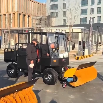 大型廣場駕駛除雪車SSJ18-18,電噴發(fā)動(dòng)機(jī)，無懼寒冷