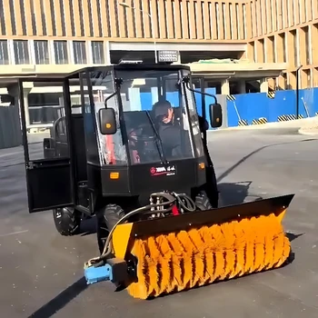 公園景區(qū)小型除雪車SSJ18-18,視野開(kāi)闊，無(wú)懼嚴(yán)寒