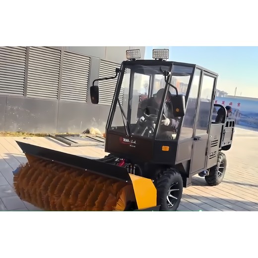 街道全封閉掃雪車SSJ18-16,雙引擎動力，動力更強