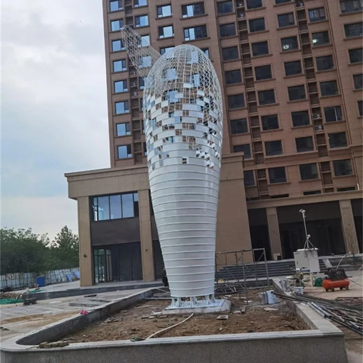 發(fā)光鏤空水景雕塑不銹鋼抽象鯨魚雕塑