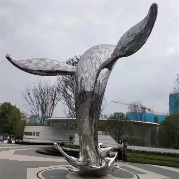 鏤空編織鯨魚雕塑鏡面魚群雕塑大型擺件