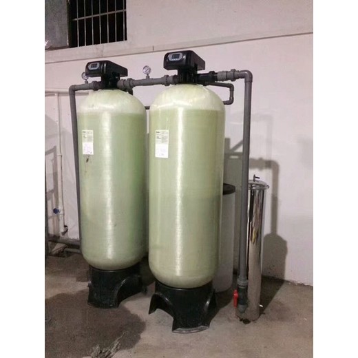 鐵嶺蔬菜種植4噸軟化水設(shè)備配件批發(fā)