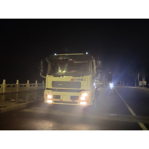 黃山琦源重工礦用攪拌運(yùn)輸車價(jià)格