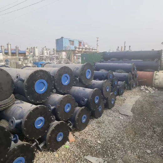 回收二手304冷凝器回收二手混合機(jī)設(shè)備上門拆除