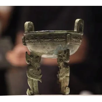 青銅盉鑒定機(jī)構(gòu)私人老板收購(gòu)青銅器