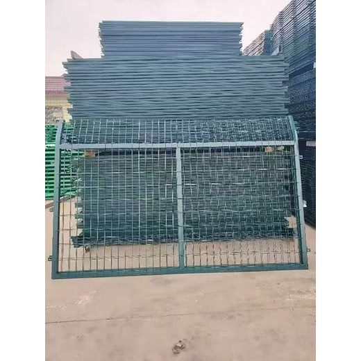 六盤水鐵路護(hù)欄網(wǎng)水泥立柱聯(lián)系方式
