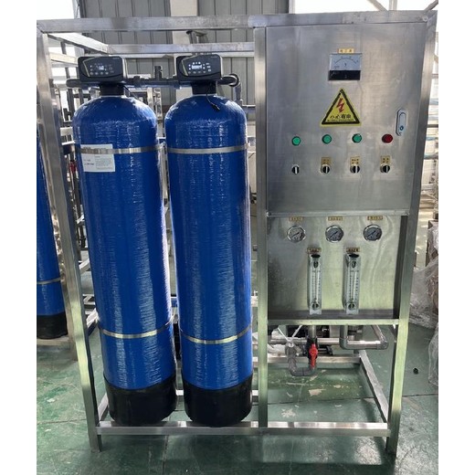 河南神州鳥園有限2T/H工業(yè)超純化水設(shè)備反滲透設(shè)備安裝維修