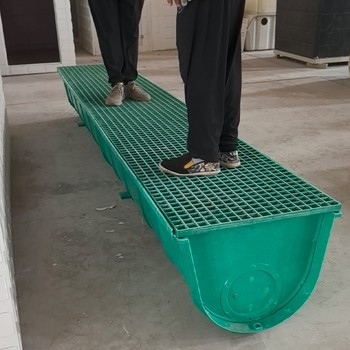 雙鴨山商用玻璃鋼U型水渠回收