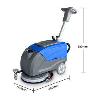 電動(dòng)洗地車(chē)C70,結(jié)構(gòu)簡(jiǎn)單，售后方便