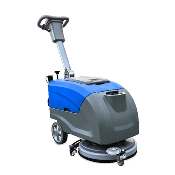 電動(dòng)洗地車(chē)C70,大容量水箱，清洗時(shí)間更長(zhǎng)