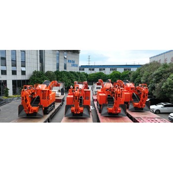 礦山扒煤機(jī)扒渣機(jī),履帶式扒渣機(jī)鑫通機(jī)械供應(yīng)