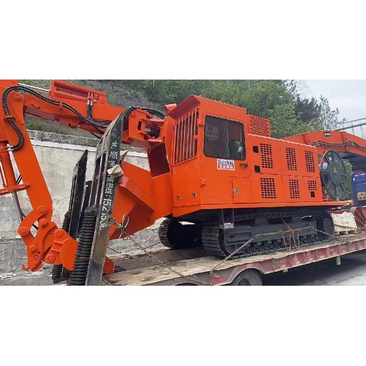 60型扒渣機(jī)維護(hù)方便鑫通機(jī)械
