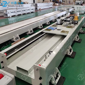 長治重載長行程工業機器人地軌