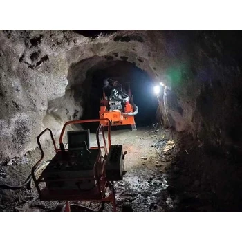 地下采礦臺車中深孔采礦臺車井下全液壓采礦鉆車