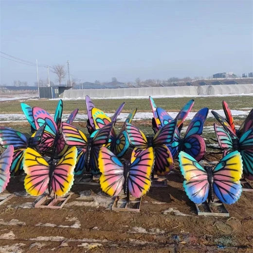 玻璃鋼彩色蝴蝶雕塑加工定制