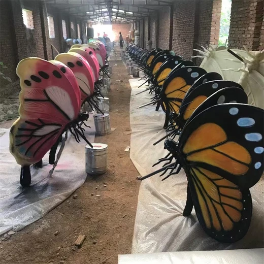 發(fā)光蝴蝶雕塑制作廠家