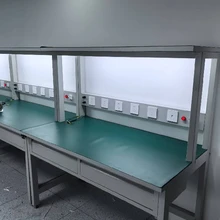 麗江生產(chǎn)防靜電工作臺(tái)價(jià)格,帶吊抽防靜電工作臺(tái)圖片