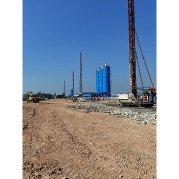 酉陽(yáng)高壓旋噴樁工程隊(duì)軟基處理,快速進(jìn)場(chǎng)施工