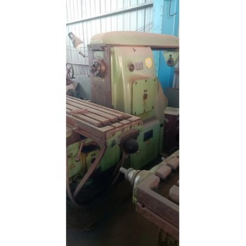 小孤山多錢二手機床數(shù)控磨床銑床加工中心,數(shù)控加工中心r