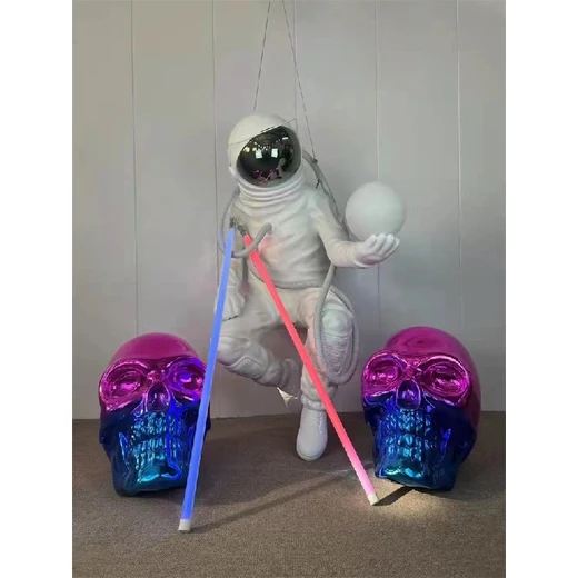 太空人設(shè)計(jì),宇航員擺件,玻璃鋼雕塑制作廠(chǎng)家