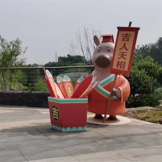 大型卡通雕塑安裝現(xiàn)場(chǎng)-玻璃鋼卡通雕塑