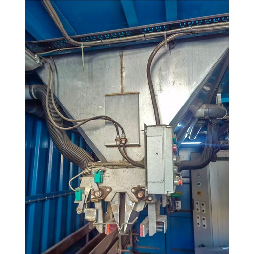 大連附近的回收物資廠家,回收庫房物資