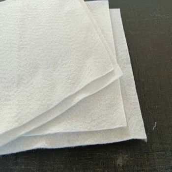 300克透水土工布5米寬經(jīng)銷商