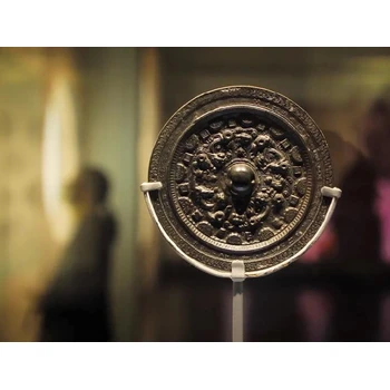 私人老板現(xiàn)金收購銅鏡濱州銅鏡市場價格