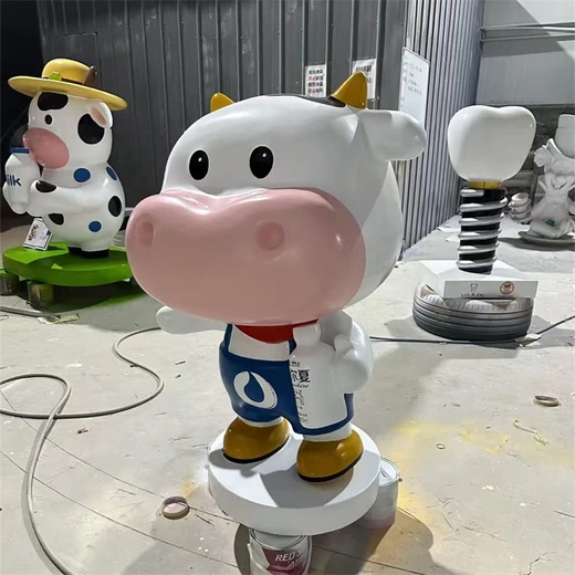 雕塑卡通廠(chǎng)家,各種卡通雕塑安裝實(shí)拍圖,色彩靚麗呆萌可愛(ài)