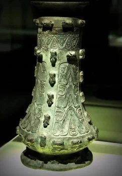 戰(zhàn)漢青銅斝鑒定機構(gòu)私人老板上門回收青銅器