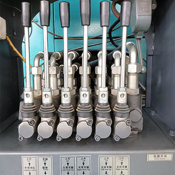 福建廈門(mén)孔山LS500礦山開(kāi)采設備履帶式液壓取芯鉆機