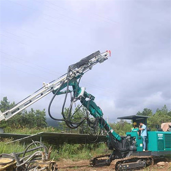 甘肅嘉峪關(guān)孔山重工履帶式隧道鉆機(jī)KS692