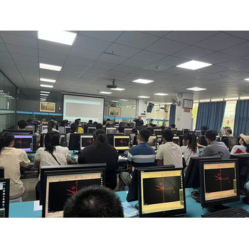 東莞電腦培訓(xùn)老學(xué)校還是可以的