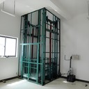 工業(yè)園液壓貨梯導(dǎo)軌式貨梯安慶市啟運(yùn)導(dǎo)軌式液壓升降平臺(tái)