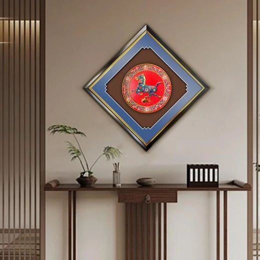 丁明鴻漆器·琺瑯彩《馬踏飛燕》