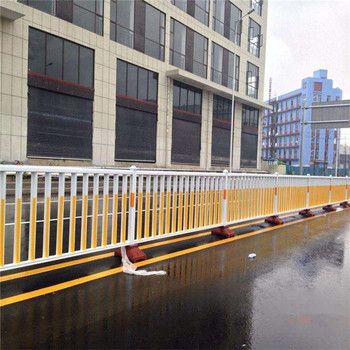 成都馬路中央移動市政護欄道路防撞護欄機非護欄市政防護欄