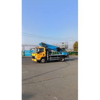 應(yīng)急救援高空作業(yè)車藍牌18米28米高空作業(yè)車廠家報價