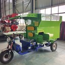 牧場青儲三輪撒料車電瓶式撒料車牛羊青儲飼料機(jī)