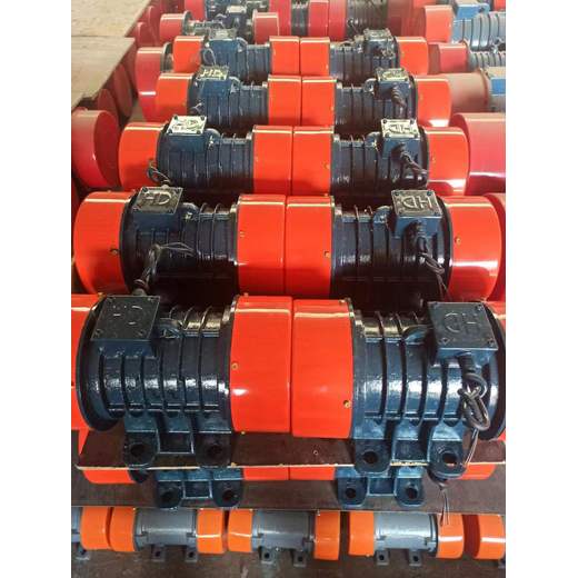 篩體用振動(dòng)電機(jī)振動(dòng)器廠家YZD系列4極各種型號(hào)純銅電動(dòng)機(jī)